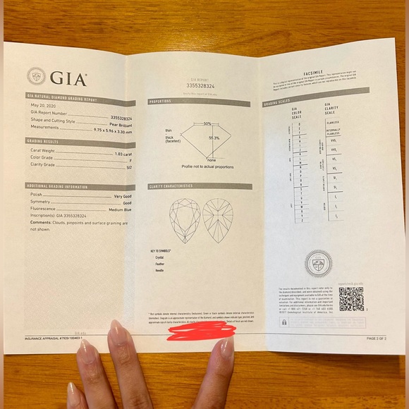 GIA Certified Pear shaped diamond engagement ring - Picture 3 of 4